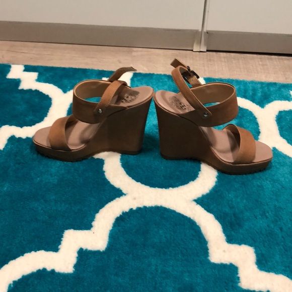 Vince Camuto Tan Leather Wedges (Never Worn) - Picture 5 of 6